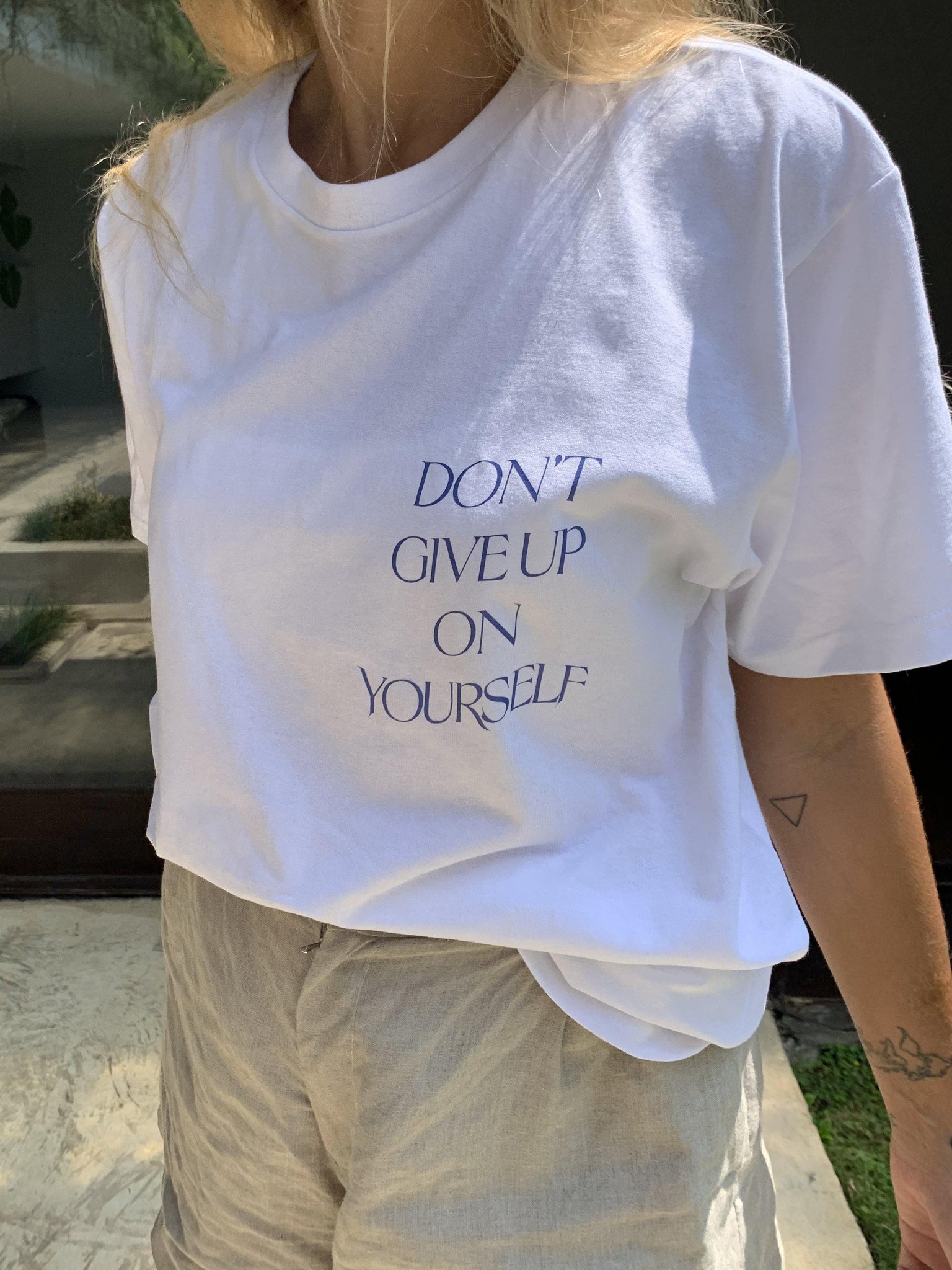 Don't give up on yourself T-Shirt - You Decide Who You Are